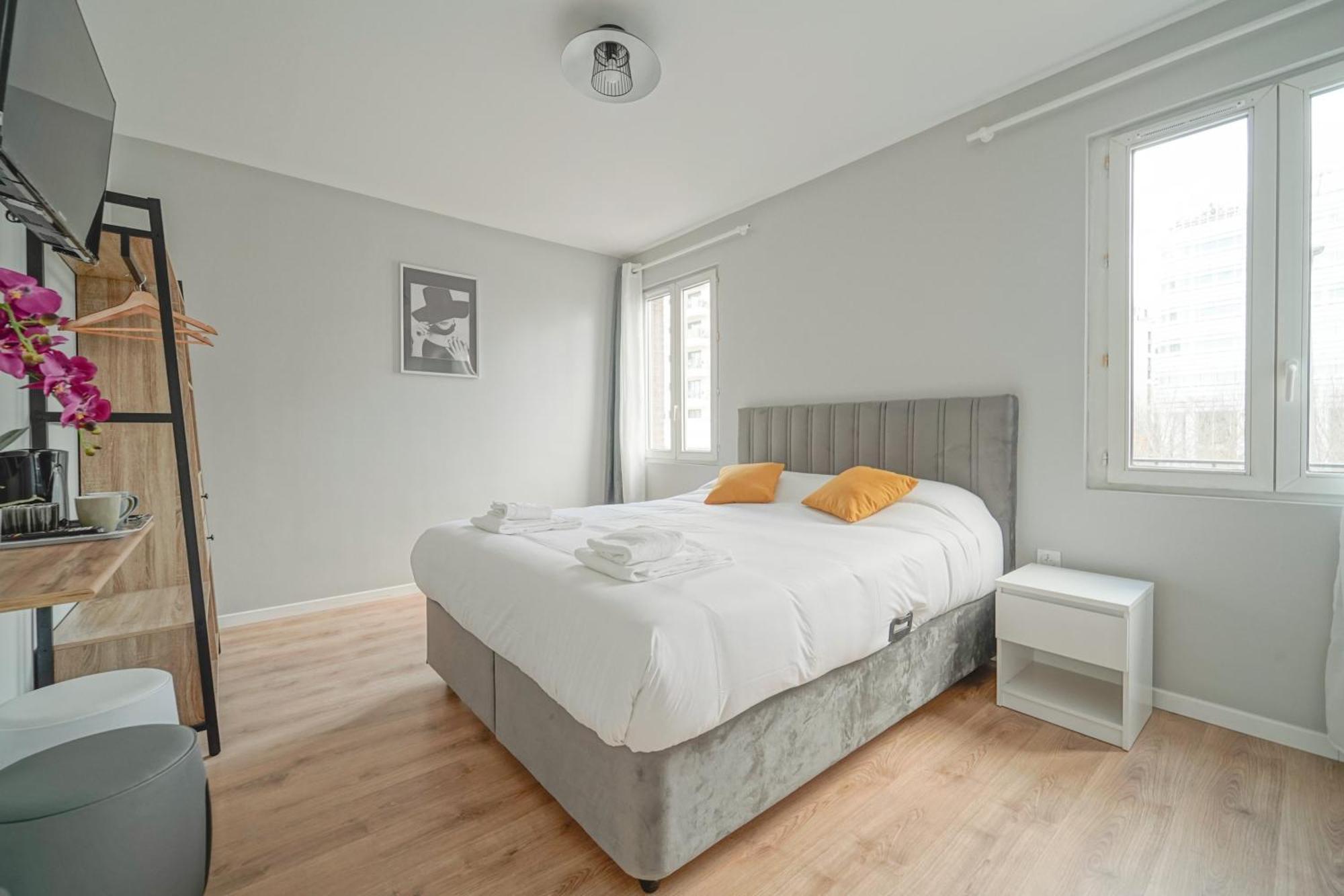 ホテル Trianon Saint Ouen エクステリア 写真